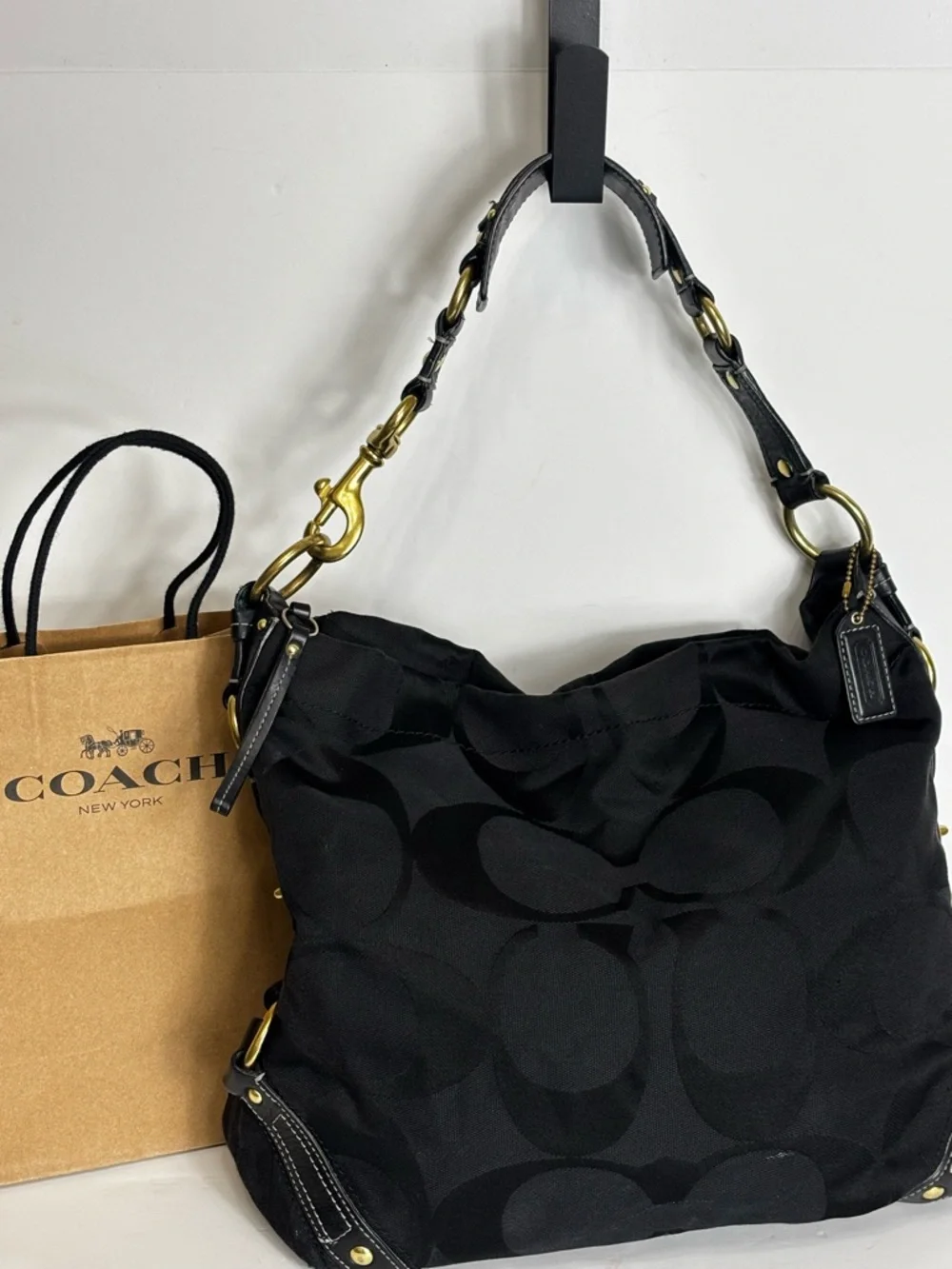 Coach Vintage Hobo Shoulder Bag in Black Canvas with Leather Straps - Picture 2 of 9